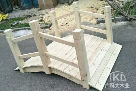 小木橋.jpg